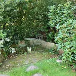 3 Bedrooms, 5 Beds, Beautiful Garden Ferienhaus