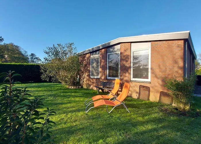 3 Bedrooms, 5 Beds, Beautiful Garden Feriehus *