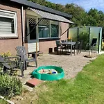 Ferienhaus 3 Bedrooms, 5 Beds, Beautiful Garden