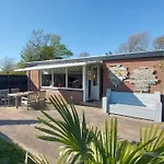 3 Bedrooms, 5 Beds, Beautiful Garden Vakantiehuis *