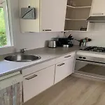 Ferienhaus 3 Bedrooms, 5 Beds, Beautiful Garden Sint Maartensvlotbrug